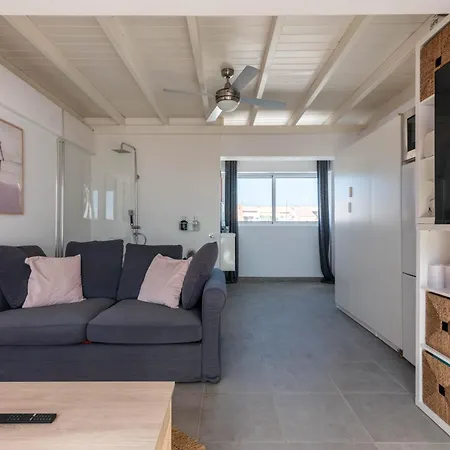 Cozy For Solo Traveller Or Young Couple With Stunning View To The Ocean * Corralejo